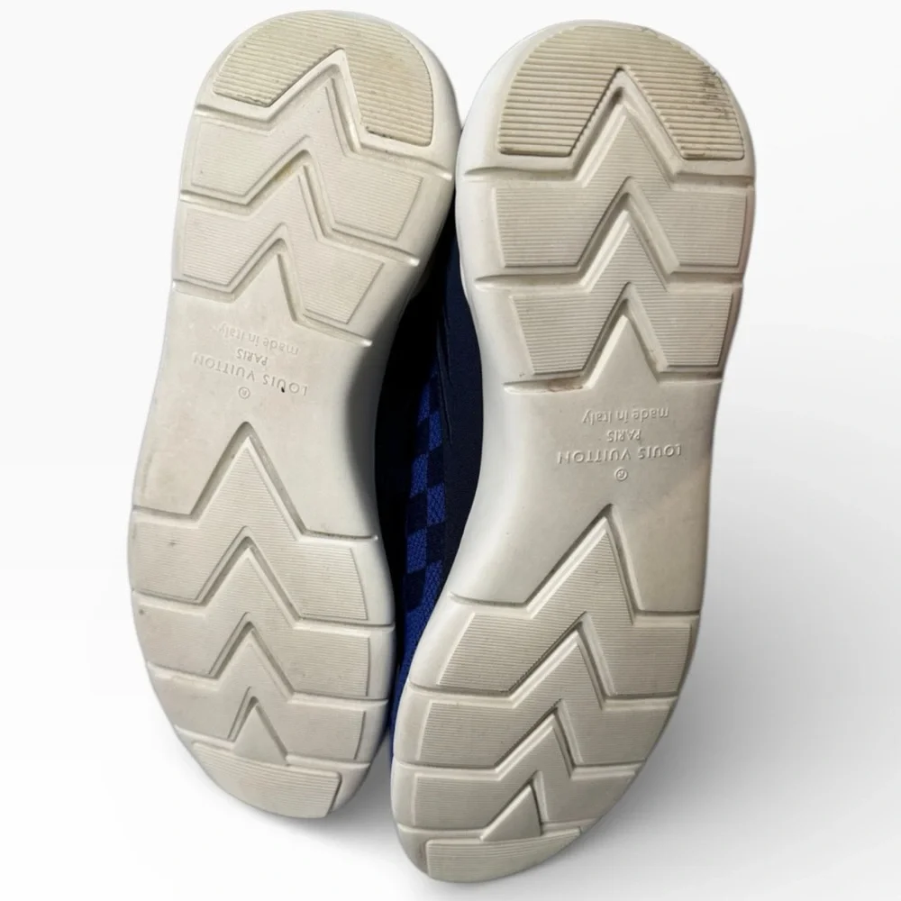 ❌SOLD❌ Louis Vuitton blue Damier Fastline Sneakers - Picture 4 of 6